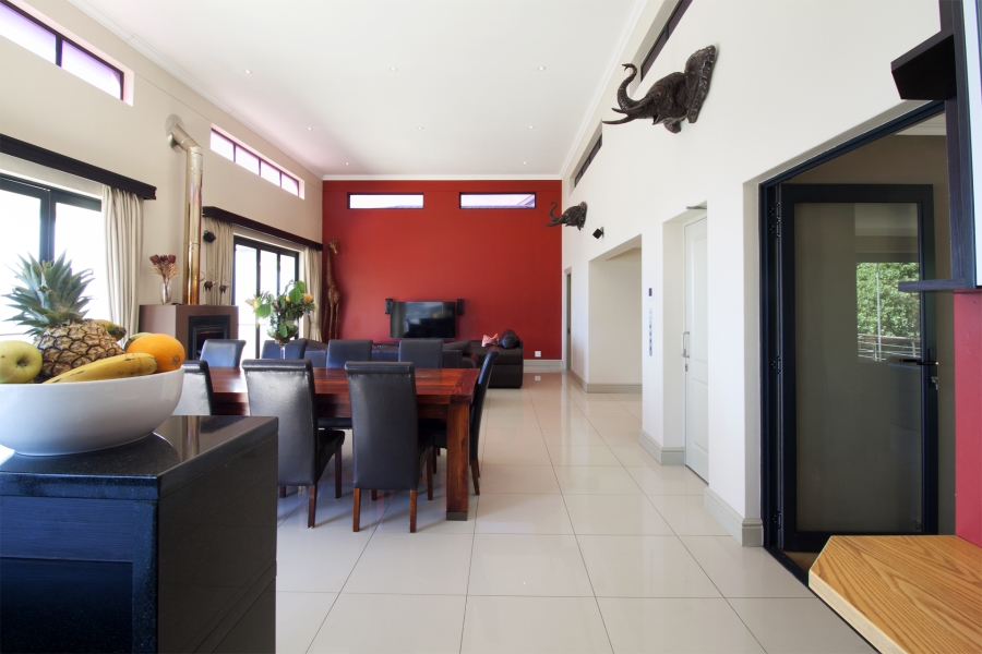 To Let 3 Bedroom Property for Rent in Cairnside Western Cape